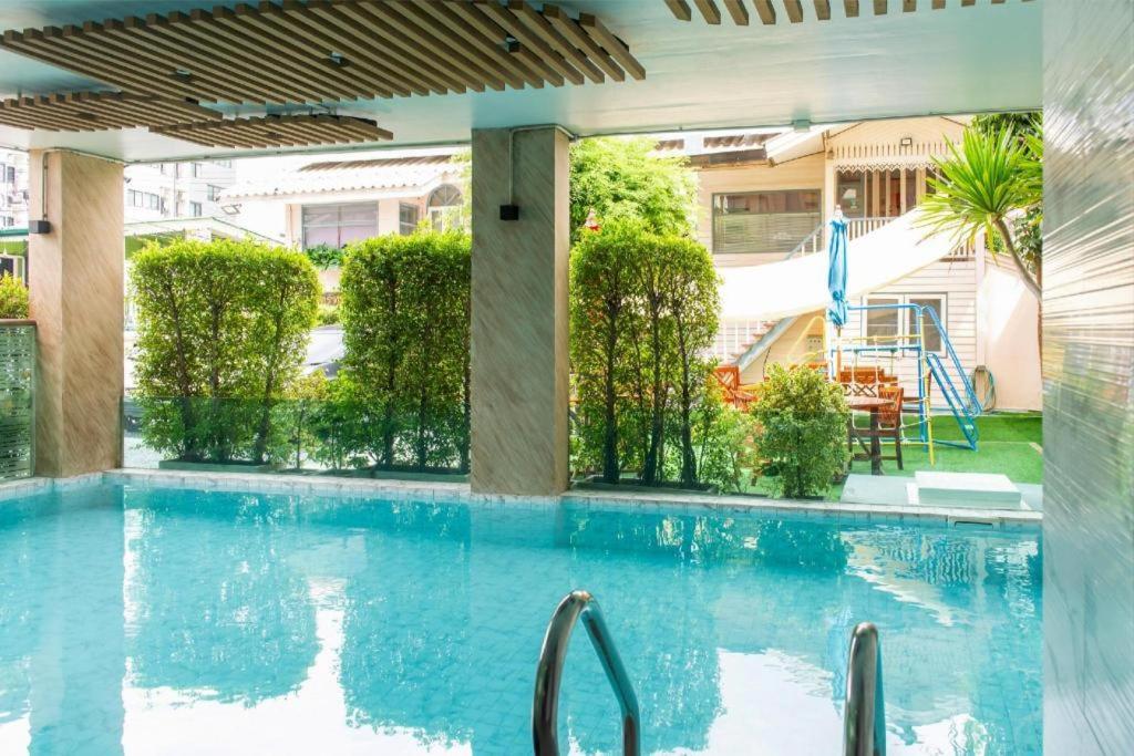 Resort Bangphlat Bangkok Zewnętrze zdjęcie